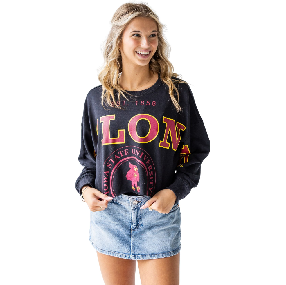 Iowa State Cyclones Women's Cropped Long Sleeve Tee Oversized Design